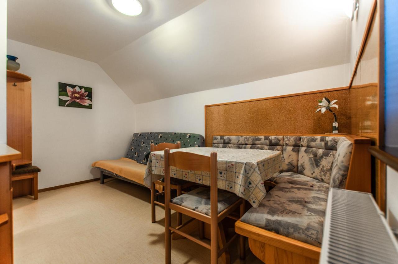 בוהין Apartment Ticar מראה חיצוני תמונה